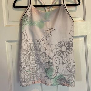 Lululemon pattered y tank with built in sports bra